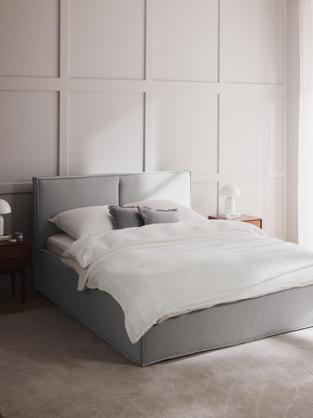 Drenna Upholstered Bed