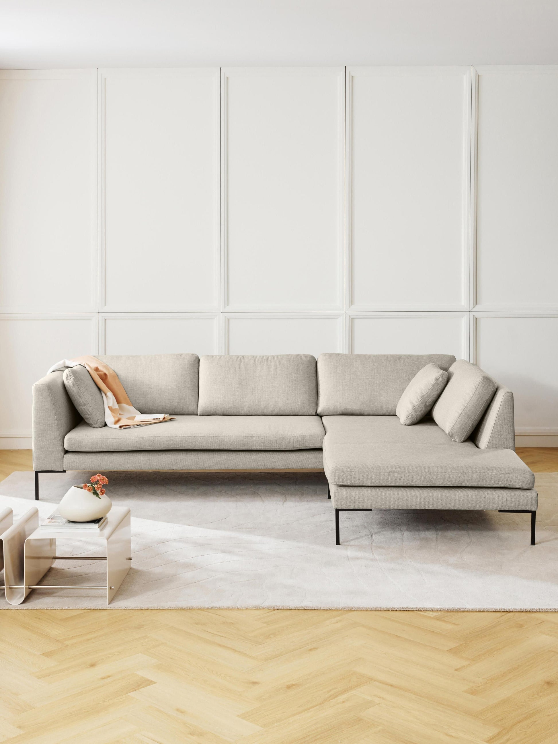 Emmora Corner Sofa with Metal Legs